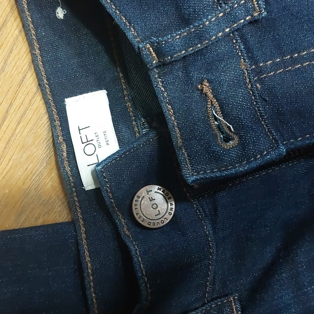 LOFT petite size 2 dark denim skinny stretch Jeans
